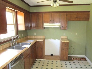 502 Pineridge Dr, Hopkinsville, KY 42240 - photo 5