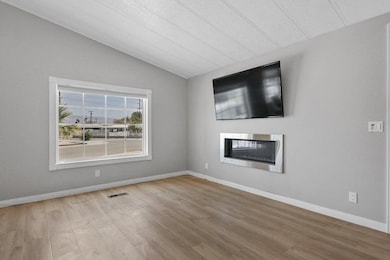 33261 Westchester Dr, Thousand Palms, CA 92276 - photo 5