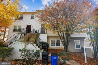 7173 Mahogany Dr, Hyattsville, MD 20785 - photo 2