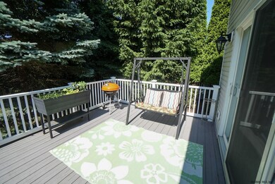 23 Conway Cir, Albany, NY 12211 - photo 2