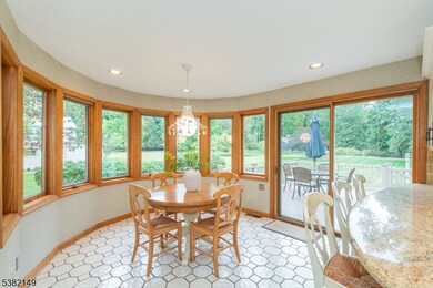 4 Spruce Rd, Caldwell, NJ 07006 - photo 2