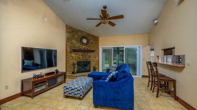 399 Pine Ln, Crawfordville, FL 32327 - photo 5