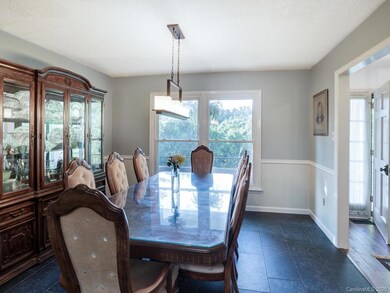 11 Elmwood Ln, Asheville, NC 28803 - photo 7