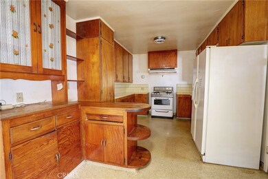 9537 Rose St, Bellflower, CA 90706 - photo 6