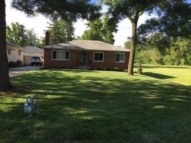 A Front Yard (3)