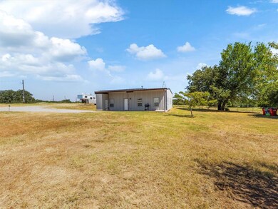 140 Pr 3814, Springtown, TX 76082 - photo 6