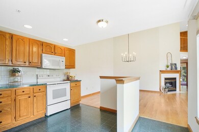 17 Castle Hill Rd unit H, Agawam, MA 01001 - photo 4