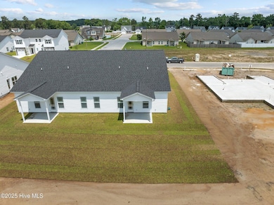 4228 Laurel Ridge Dr unit B, Greenville, NC 27834 - photo 2