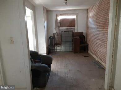 1124 Mckean Ave, Baltimore, MD 21217 - photo 6