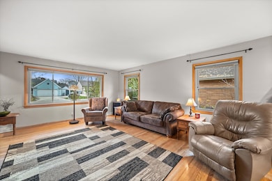 6183 N 118th St, Milwaukee, WI 53225 - photo 7