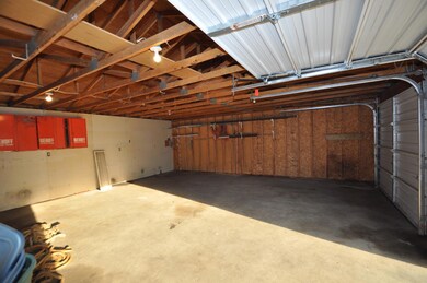 Garage 2
