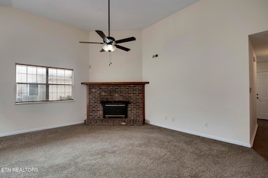 06_ApplecrossRoad_7763_Living02