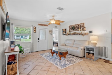 1109 W Camellia Dr, Brandon, FL 33510 - photo 4