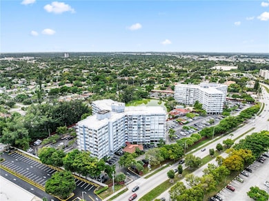 1300 NE Miami Gardens Dr unit 512E, Miami, FL 33179 - photo 4