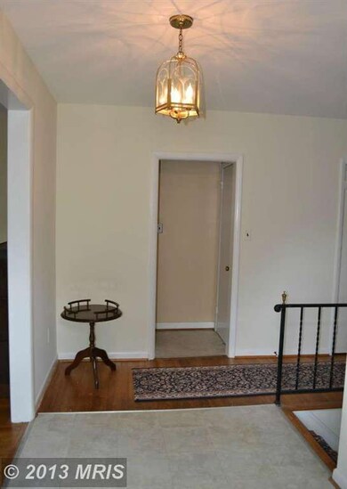 1005 Dunblane Rd, Towson, MD 21286 - photo 2