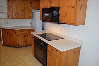 671 Treichler St, North Tonawanda, NY 14120 - photo 6