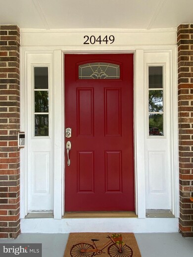 20449 Watkins Meadow Dr, Germantown, MD 20876 - photo 3