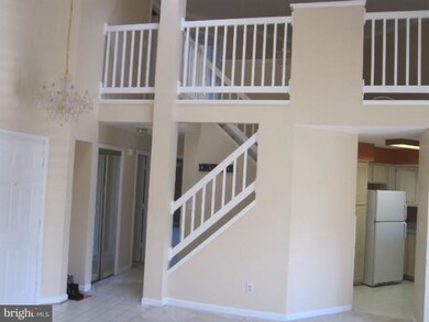 1334 Garden Wall Cir unit F, Reston, VA 20194 - photo 2