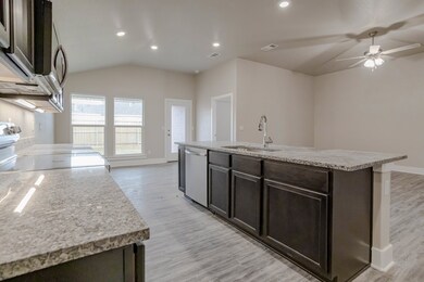 1325 96th Ct, Odessa, TX 79765 - photo 4