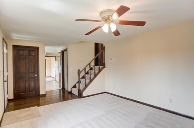 4052 Briggs Rd, Columbus, OH 43228 - photo 6