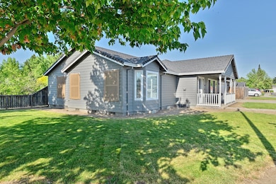 850 Mendolia Way, Central Point, OR 97502 - photo 4