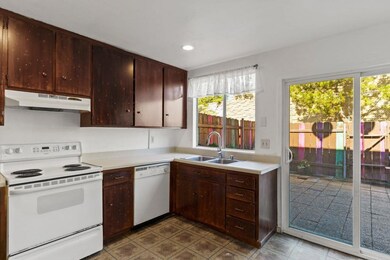 8148 Lemon Grove Way unit C, Lemon Grove, CA 91945 - photo 2