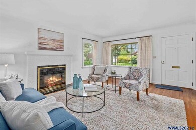 1030 16th St NE, Salem, OR 97301 - photo 6