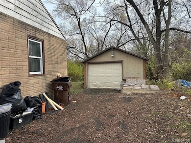 1909 Justine St, Inkster, MI 48141 - photo 2