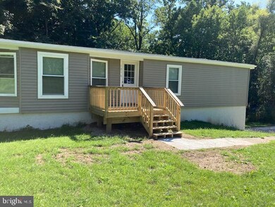 1016 Lafayette St, Coatesville, PA 19320 - photo 2