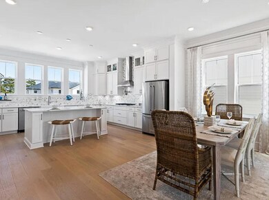 Kitchen & Dining Room