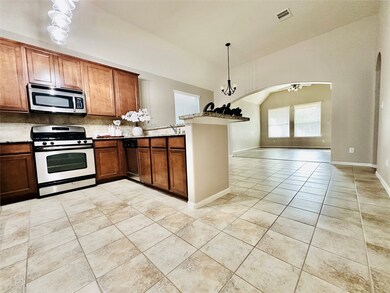 23523 Plantation Pines Ln, Tomball, TX 77375 - photo 4