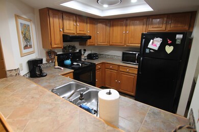 57 W Branch Rd unit 11, Lincoln, NH 03251 - photo 2