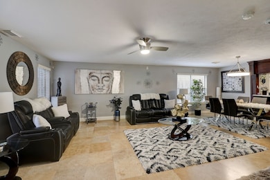 4505 Teal Glen St, Pearland, TX 77584 - photo 7