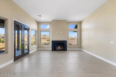 Living Room - 1047 Trouble Shooter Ln