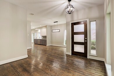 9618 Longmont Dr, Houston, TX 77063 - photo 3