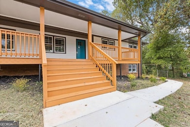 551 Briggs Cir SW, Lilburn, GA 30047 - photo 5