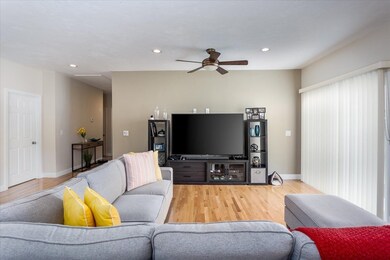 4 Candlelight Ln, Bellingham, MA 02019 - photo 5