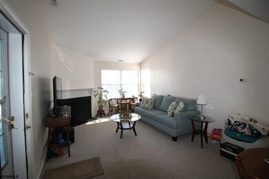 8 Driftwood Ct unit 3, Galloway, NJ 08205 - photo 3