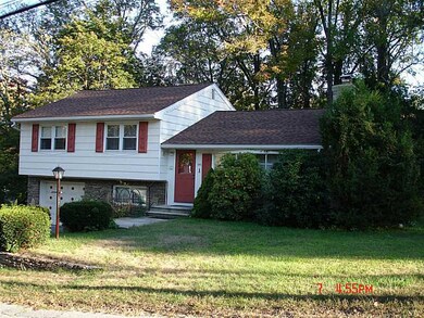 286 Morse Ave, Woonsocket, RI 02895 - photo 2