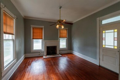 712 N Anglin St, Cleburne, TX 76031 - photo 6