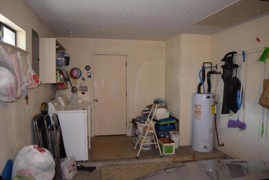 937 Citrus Dr unit Lot 39 Phase I, Alamo, TX 78516 - photo 4