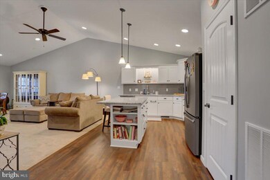 715 Shook Ct W, Greencastle, PA 17225 - photo 5