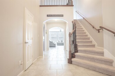 2817 Lost Maples Dr, Pearland, TX 77584 - photo 5