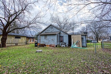 809 Seven Oaks Rd, Bonham, TX 75418 - photo 4
