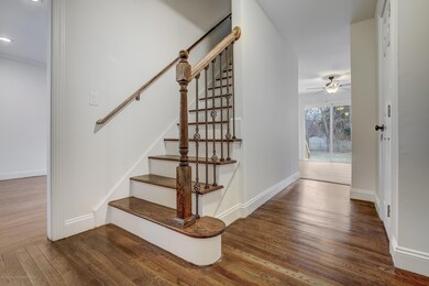 543 Dutch Neck Rd, East Windsor, NJ 08520 - photo 2