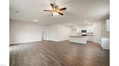 201 Gallop Way, Yorktown, VA 23690 - photo 3