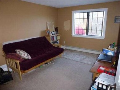 2510 Skyline Dr unit 9, Lowell, MA 01854 - photo 4