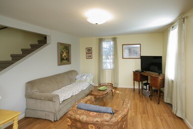 610 n main-103
