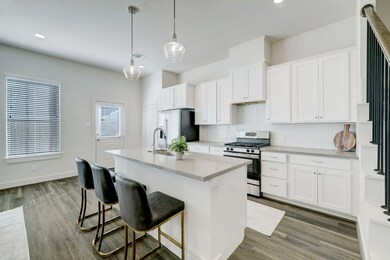 9410 Mcgallion Rd, Houston, TX 77076 - photo 6