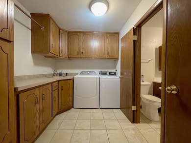 404 Bramble Ln, Brooklyn, WI 53521 - photo 7